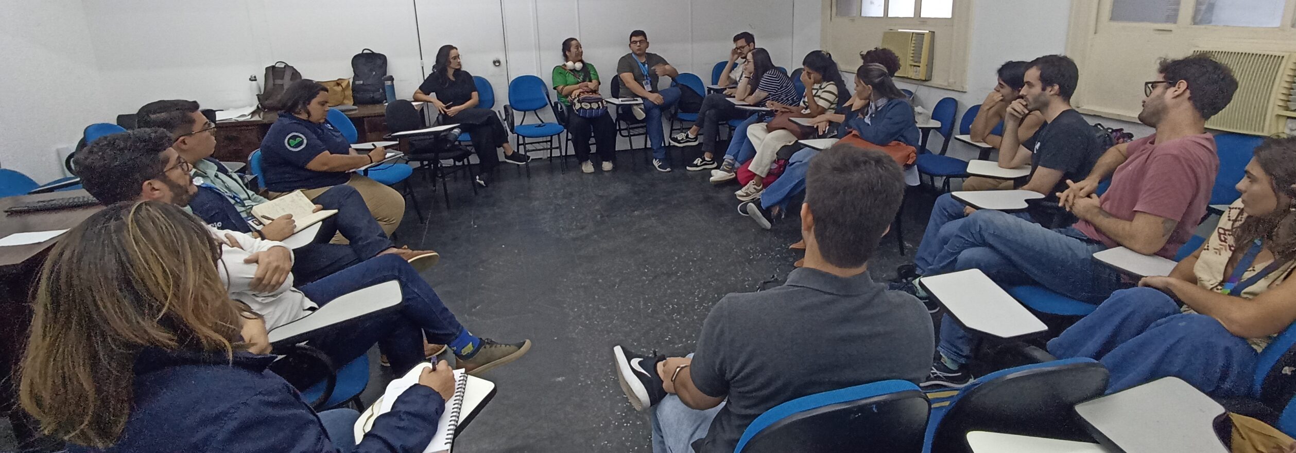 Reunião entre SUBPAV e residentes de primeiro ano do PRMFC-Rio